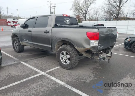 2011 Toyota Tundra Grade 5.7L V8 из США, поврежденный, VIN 5TFDW5F12BX206234